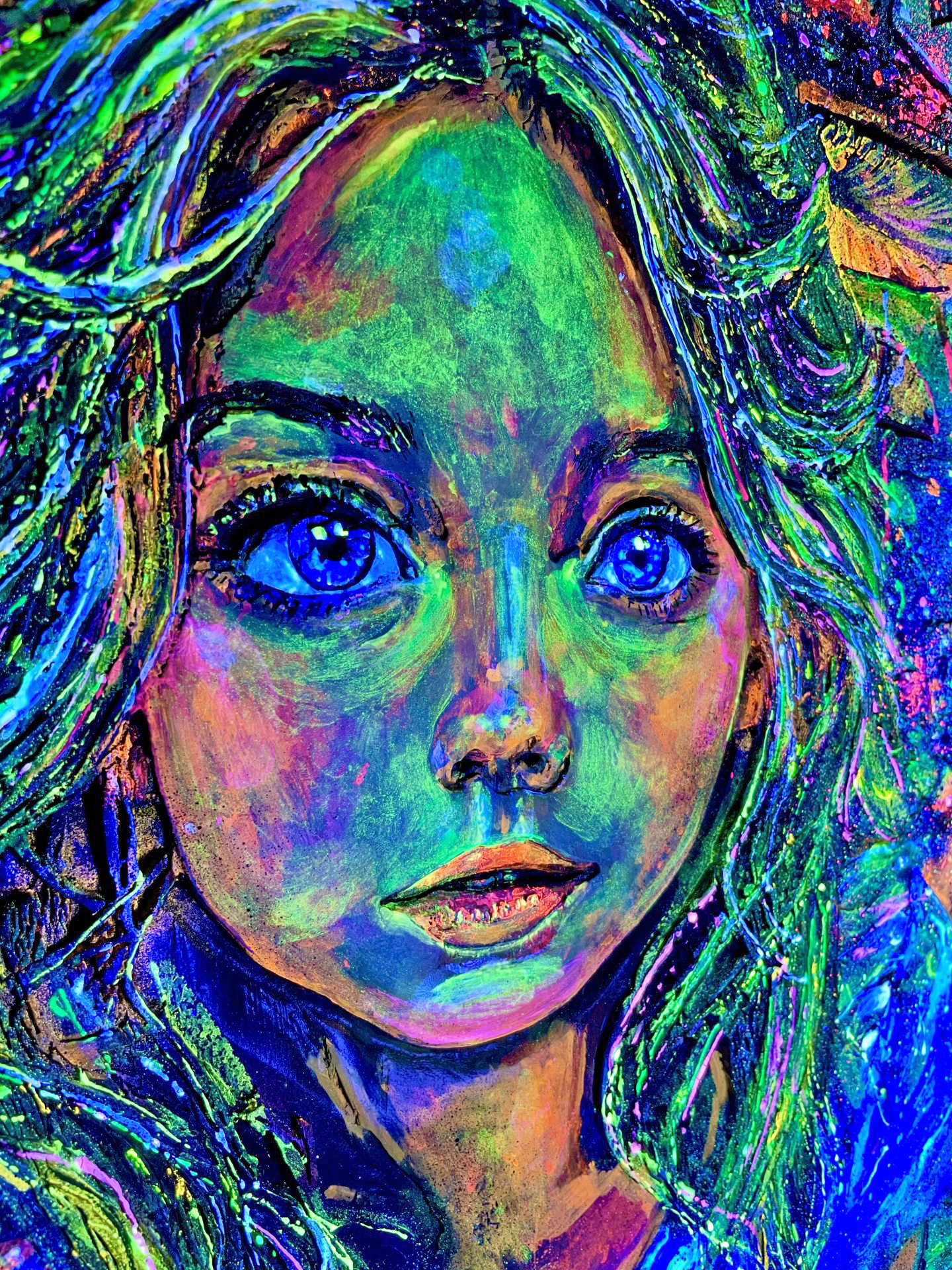 Alice au pays des merveilles : Gravure et peinture Fluo UV sur bois 8 img 6201